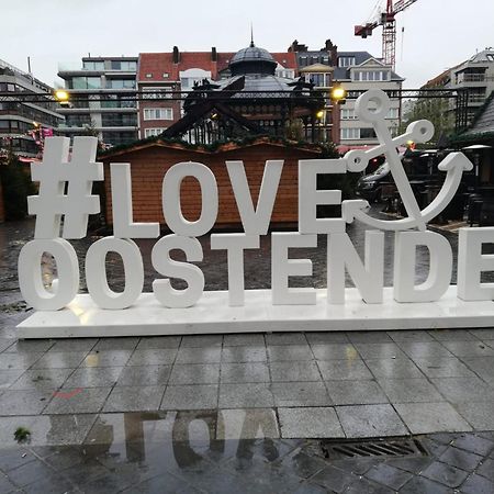 Lichtrijk En Comfortabel Hoekappartement Met Gratis Parking En Zeer Centraal Gelegen - Comme Chez Soi Ostende Exteriér fotografie
