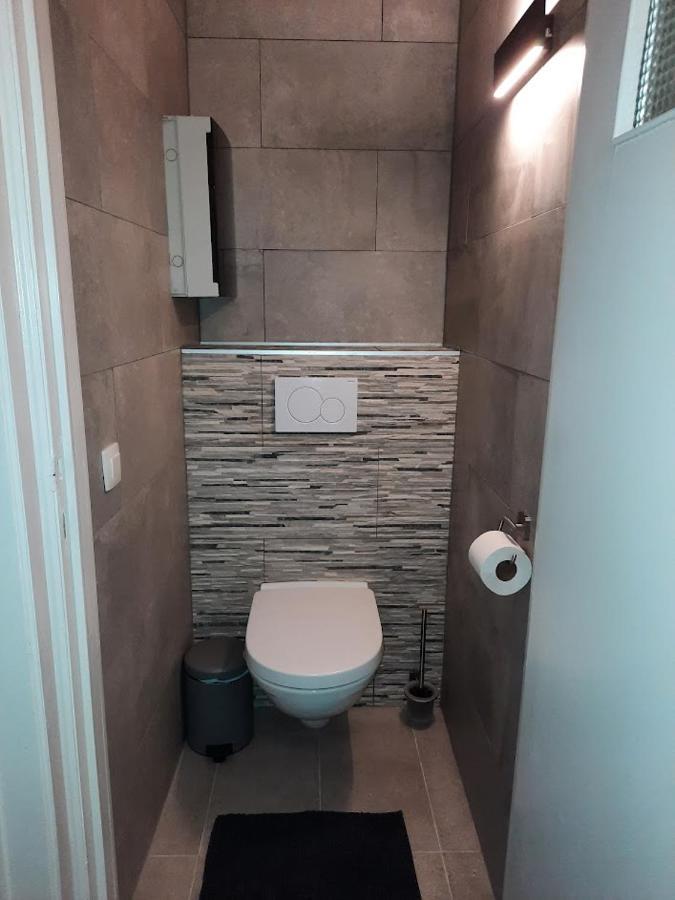 Lichtrijk En Comfortabel Hoekappartement Met Gratis Parking En Zeer Centraal Gelegen - Comme Chez Soi Ostende Exteriér fotografie