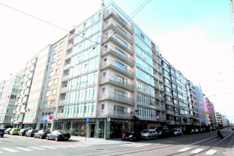Lichtrijk En Comfortabel Hoekappartement Met Gratis Parking En Zeer Centraal Gelegen - Comme Chez Soi Ostende Exteriér fotografie