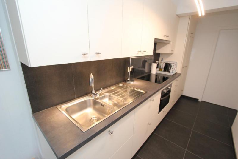 Lichtrijk En Comfortabel Hoekappartement Met Gratis Parking En Zeer Centraal Gelegen - Comme Chez Soi Ostende Exteriér fotografie