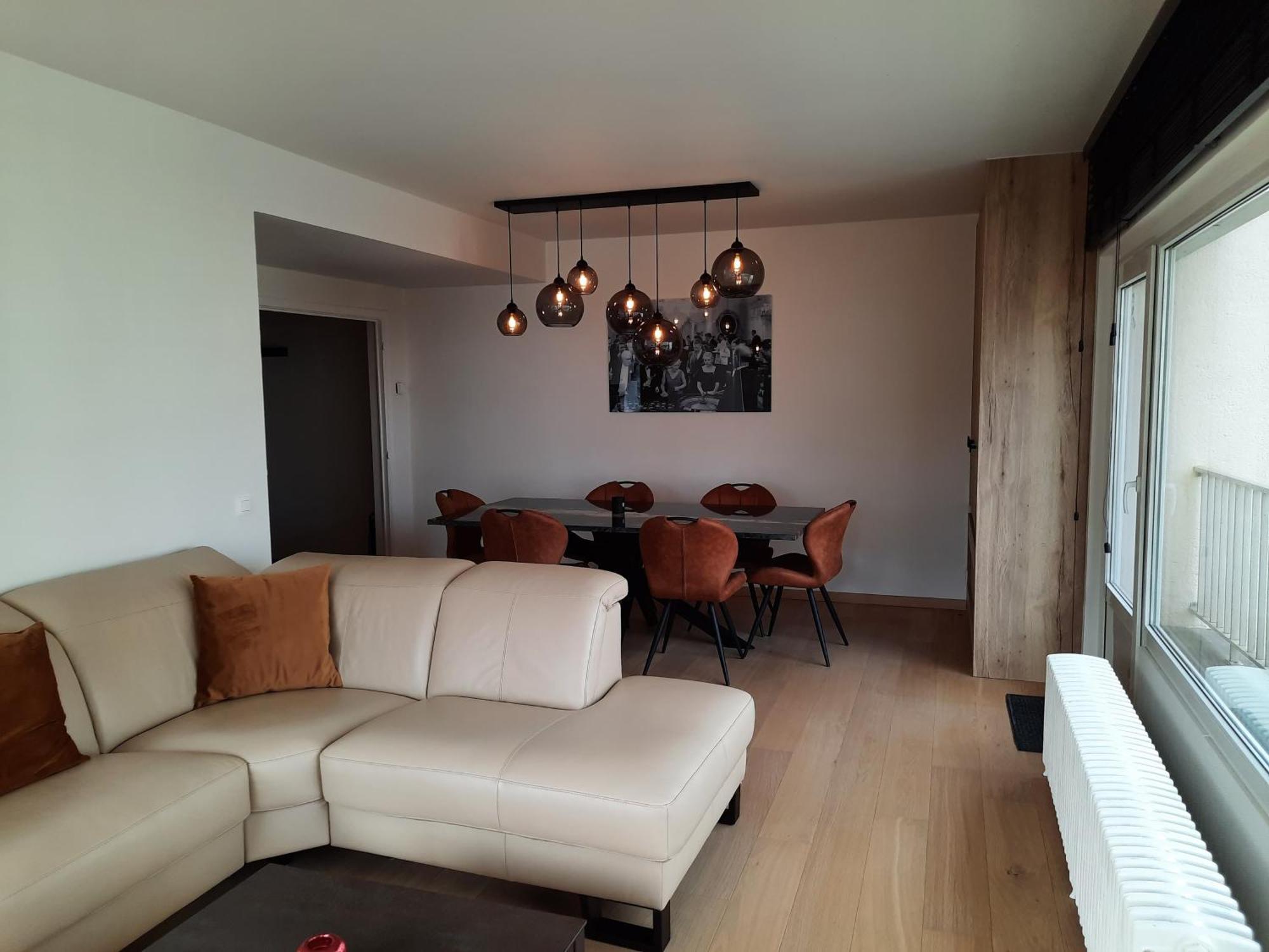 Lichtrijk En Comfortabel Hoekappartement Met Gratis Parking En Zeer Centraal Gelegen - Comme Chez Soi Ostende Exteriér fotografie